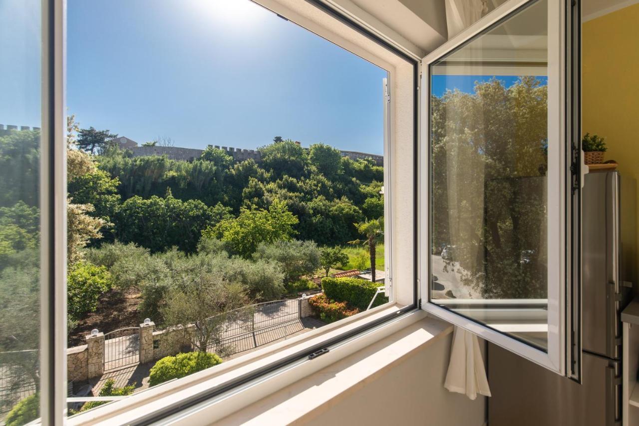 Apartment Portapisana Just 50M From The Beach Krk Town Esterno foto