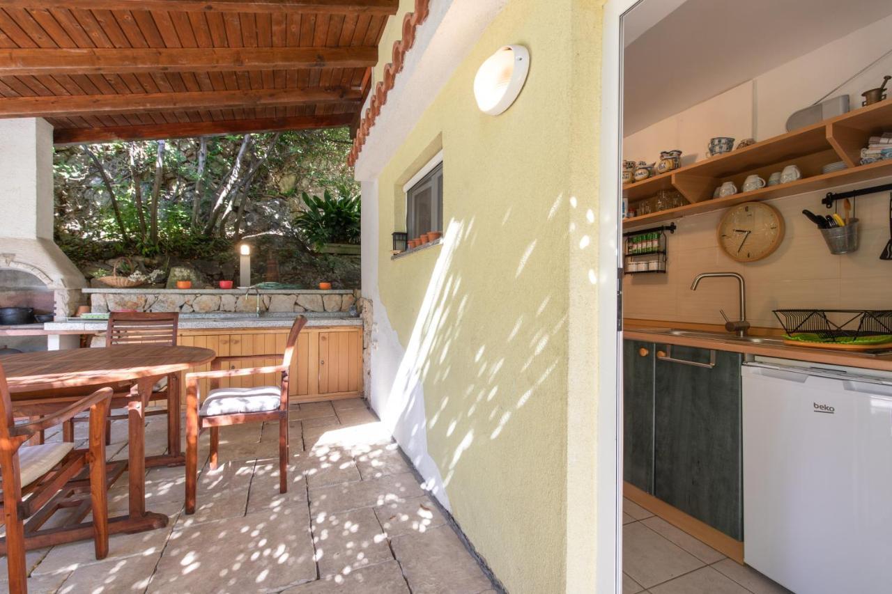 Apartment Portapisana Just 50M From The Beach Krk Town Esterno foto